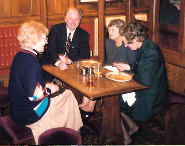 18AGM1998.jpg, 20587 bytes