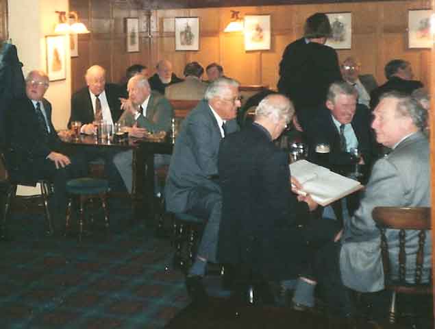 09AGM2001.jpg, 17626 bytes