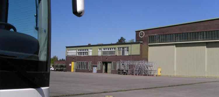 stationpic1101.jpg, 11720 bytes